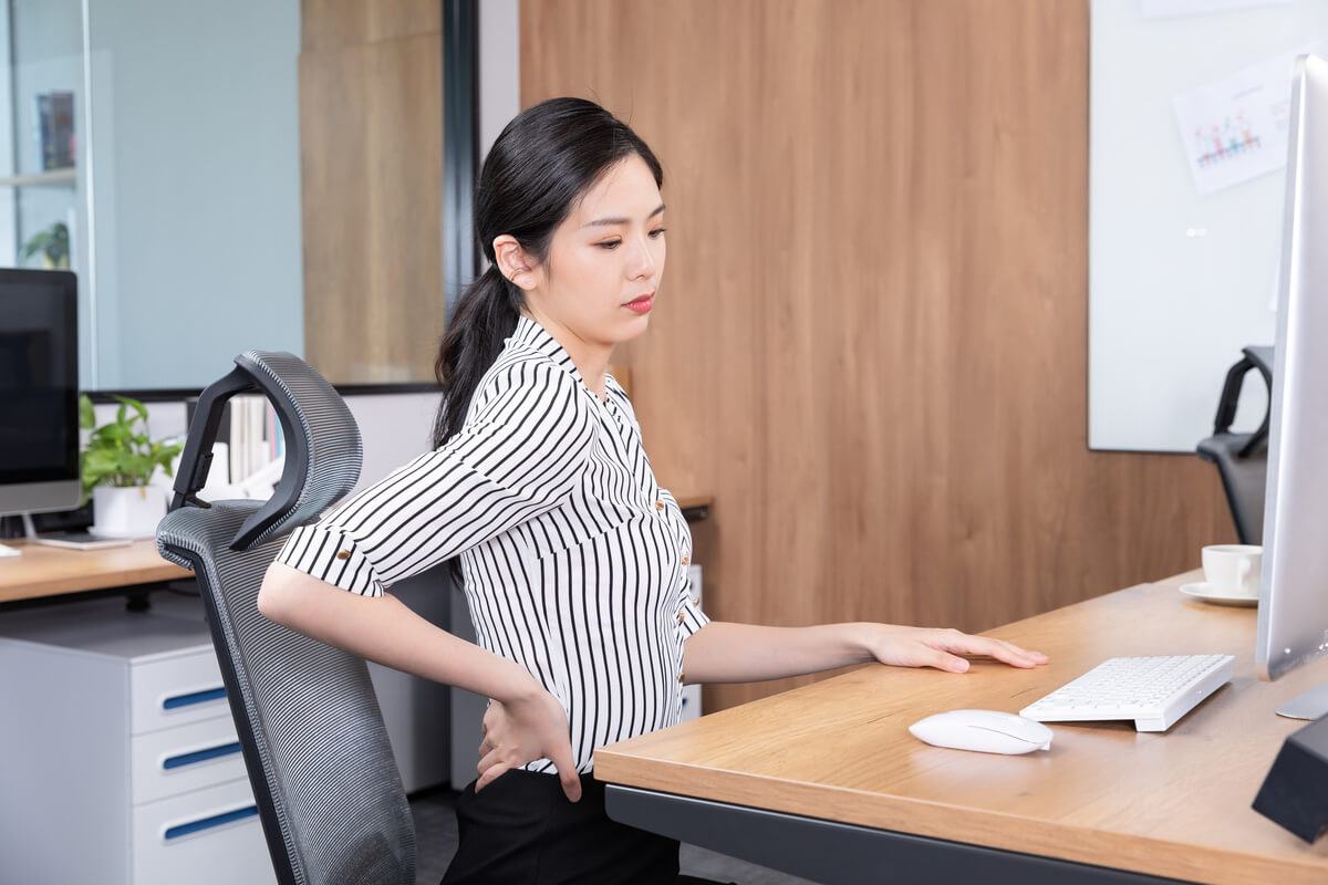 Đau lưng dưới nữ – Nguyên nhân, dấu hiệu và cách phòng tránh hiệu quả
